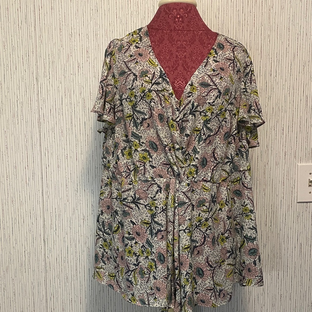 Torrid Multicolor 1X Floral Flutter Sleeve Popover Boho Blouse Size Cinch Waist